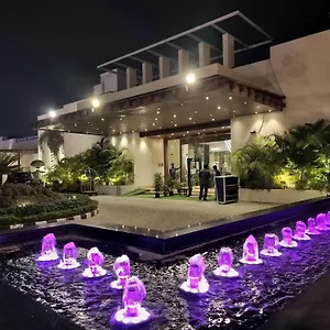 bel-la-monde-nh8-at-6km-from-igi-airport-delhi.top-gurgaonhotels.com/